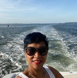 Meet your Posher, Camille